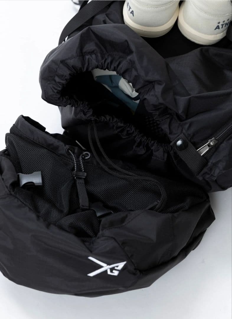 ATHLETA DENHAM ブラックバックパック