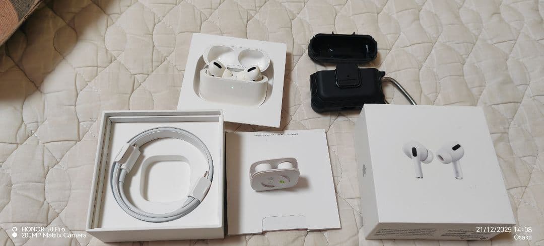 Apple AirPods Pro完璧に動作します。