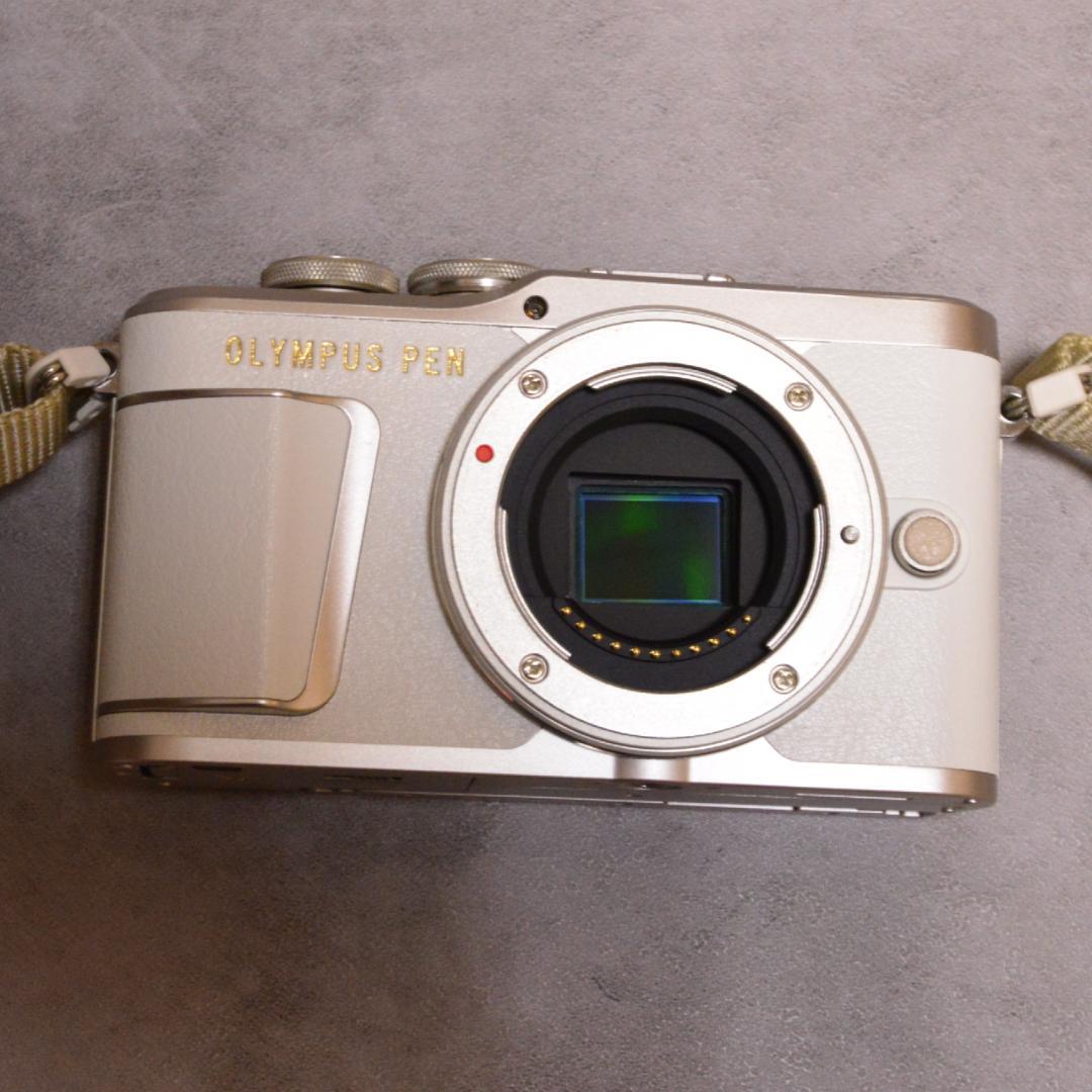 OLYMPUS PEN E-PL9 ダブルズームキット シャッター数644回