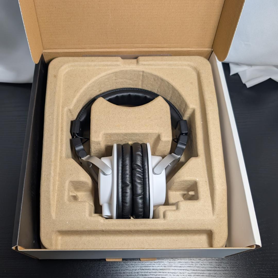 ヘッドホン YAMAHA HPH-MT5w