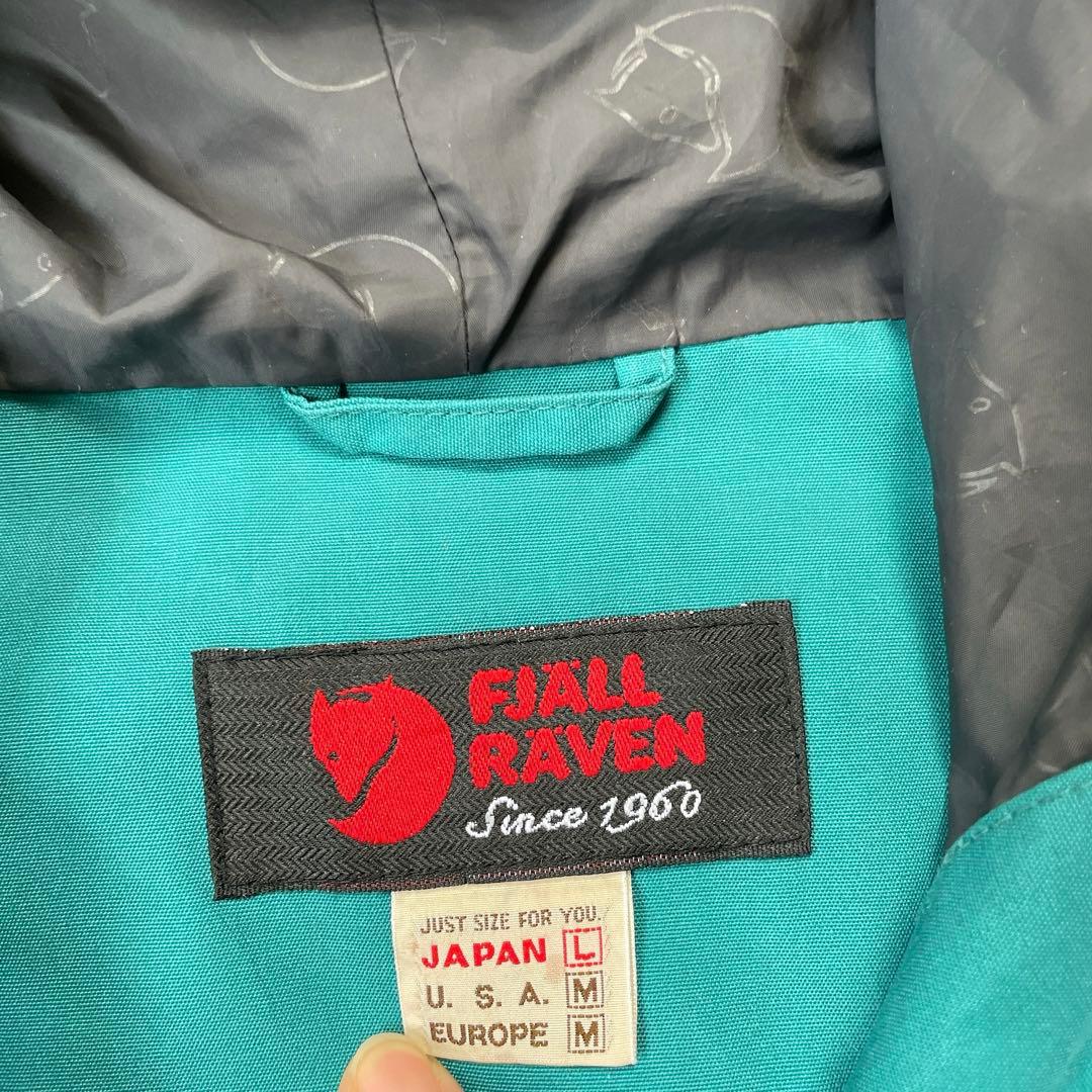 FJALL RAVEN フェールラーベン　マウンテンパーカー　ロゴ　ワッペン