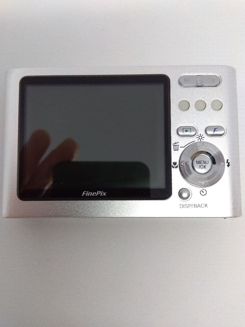 FUJIFILM FINEFIX Z2 シルバー
