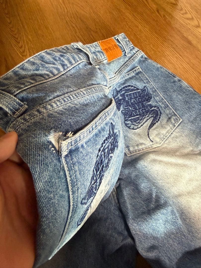 BLACKEYEPATCH スネーク刺繍 デニムパンツ 34