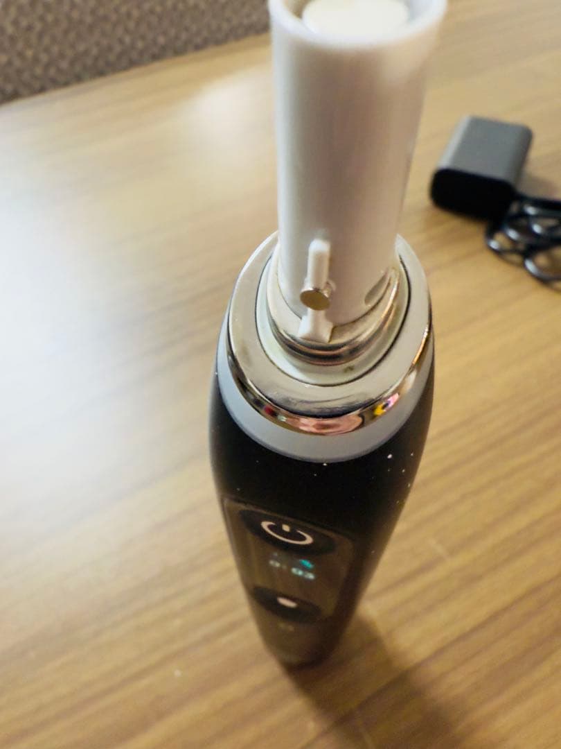 超美品★ブラウン 電動歯ブラシ オーラルB iO10コズミックブラック　新ブラシ