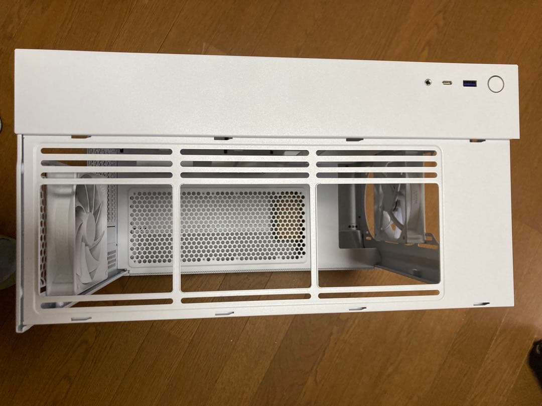 NZXT　H５　FLOW （２０２４）White 中古