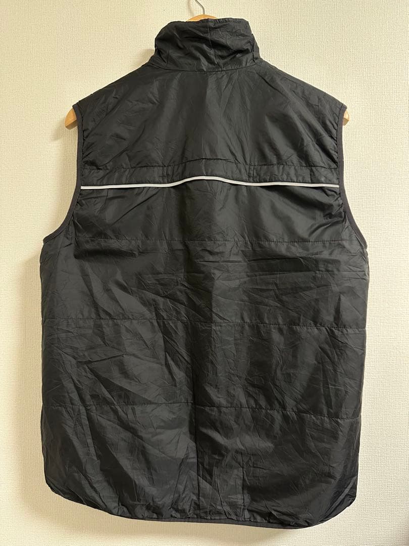 【美品】patagonia リバーシブルベスト ブラック　パタゴニア