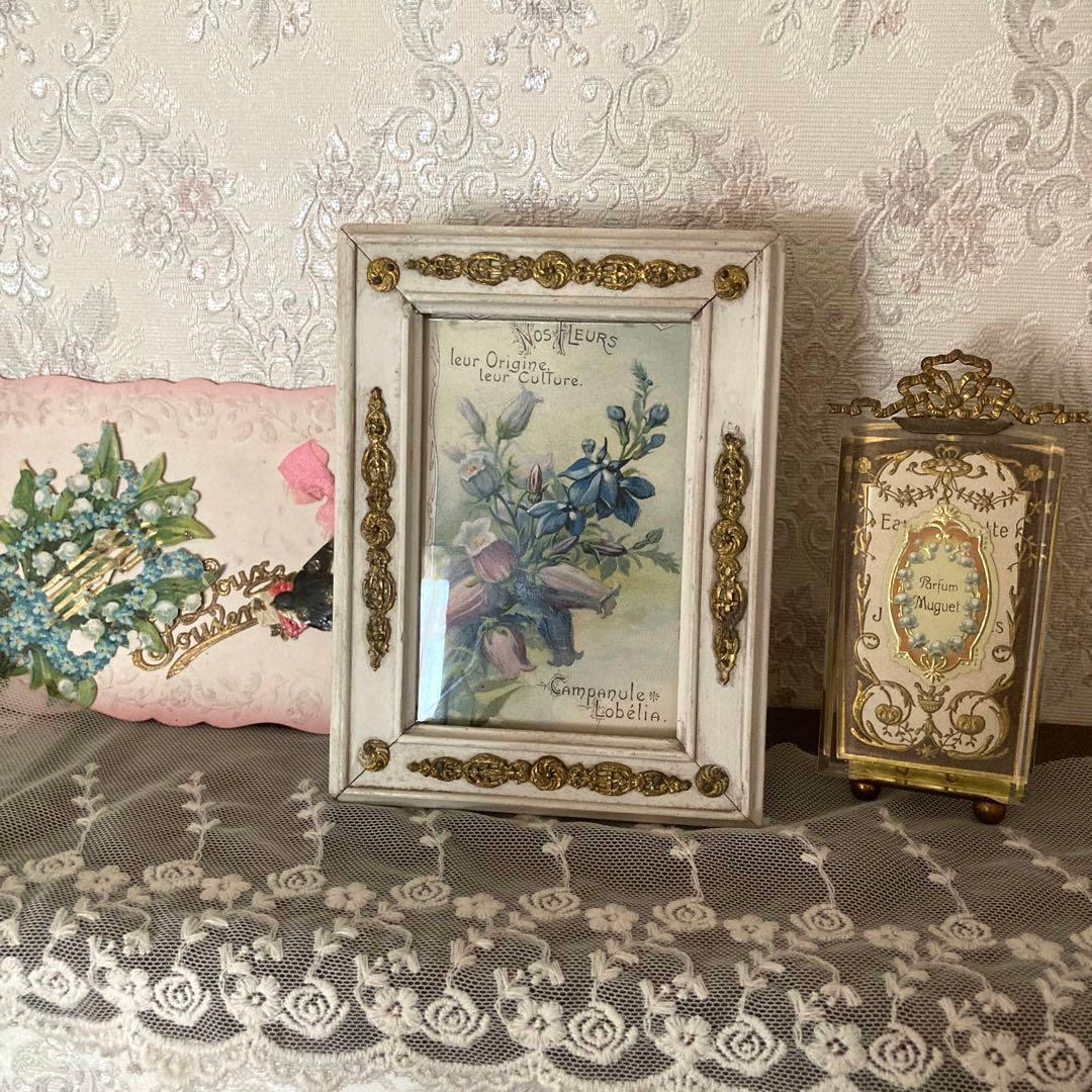 ♪フランスアンティーク　金の装飾が素敵なフォトフレーム 写真立て