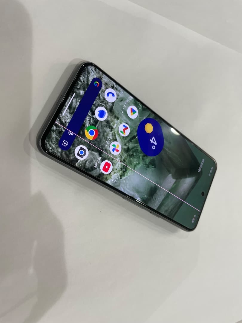 Google Pixel 8 動作品 + 付属品多数