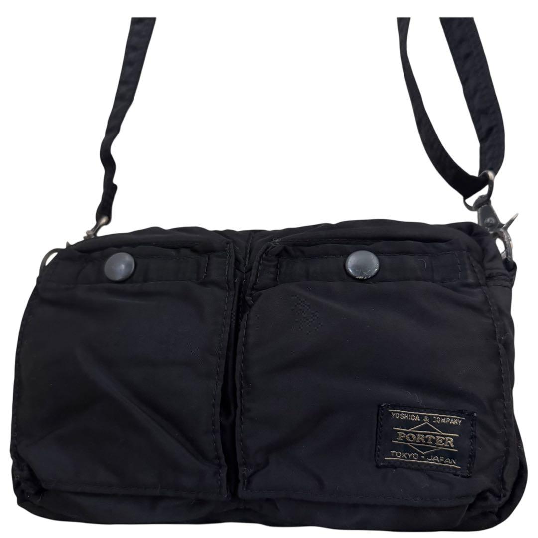 PORTER ポーター　ショルダーバッグ　タンカー　ブラック　ナイロン　斜め掛け
