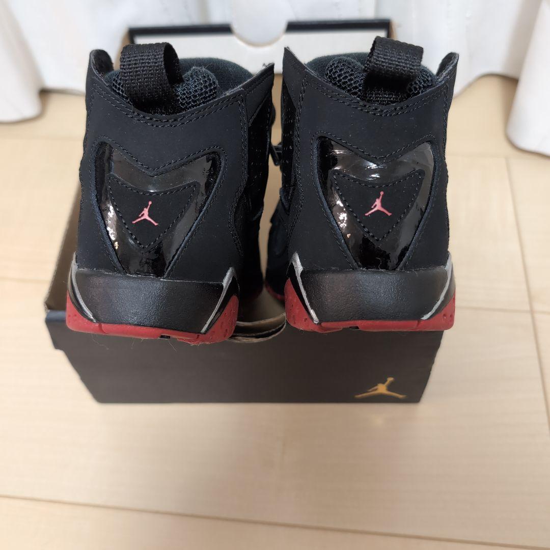 キッズ　エアジョーダン