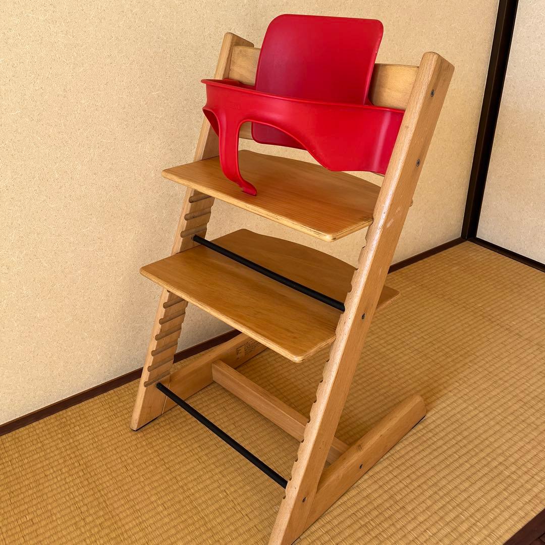 ベビーセット付き　STOKKE トリップトラップ ナチュラル