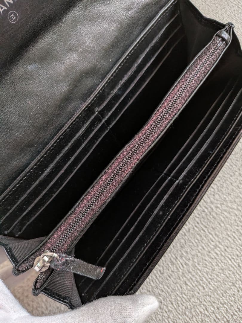 シャネル　フラワーココ型押し長財布　黒　ラムスキン　ショルダー　チェーン