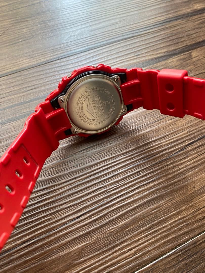 G-SHOCK CASIO 3222 赤