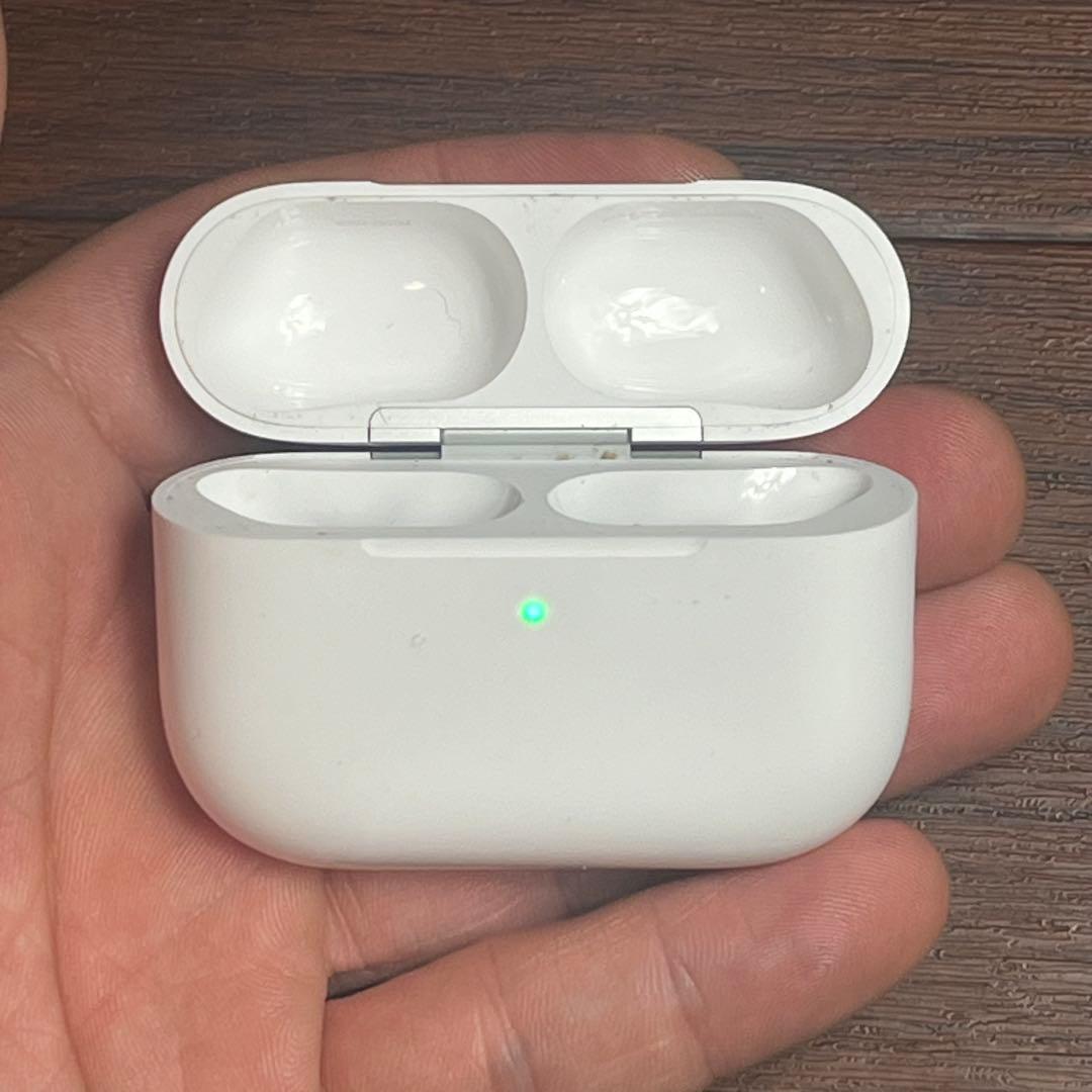 AirPods Pro 第3世代 A3122 充電ケース ケース