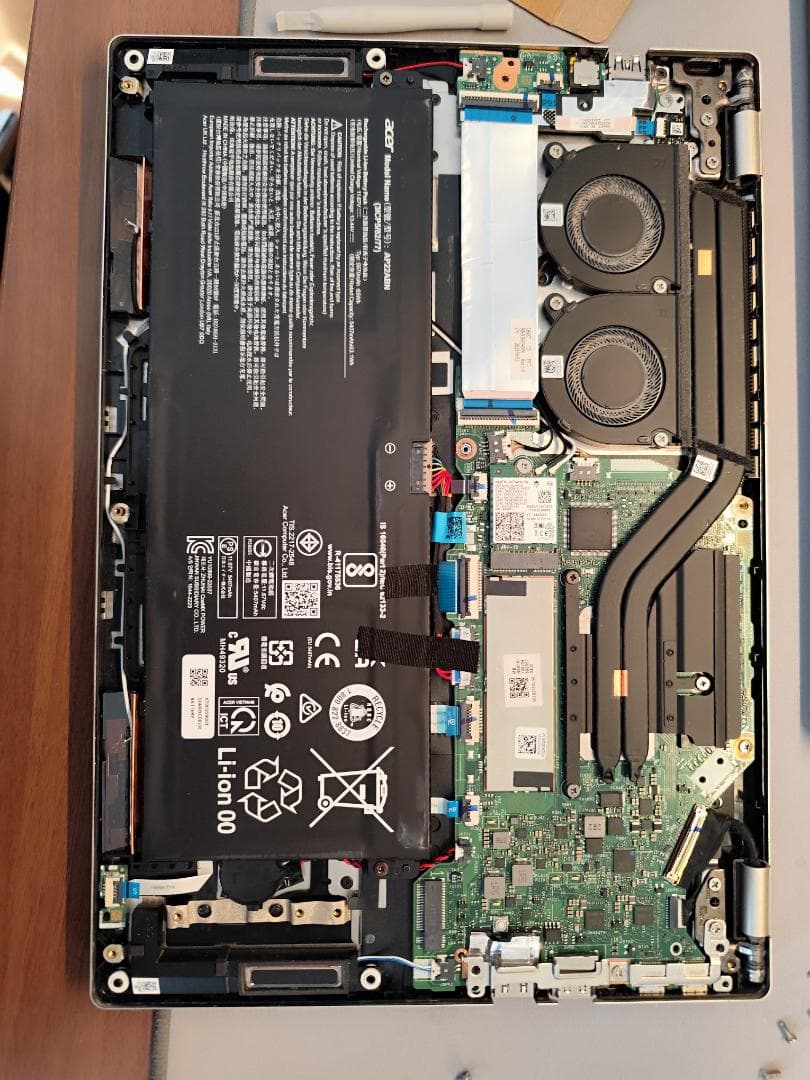 Acer Swift Go i7-13700H 起動不可ジャンク品