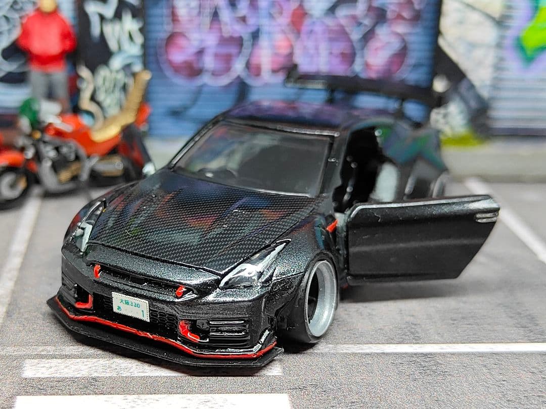 トミカ改造 R35 GTR LB仕様 オーバーフェンダー 黒 ホットウィール
