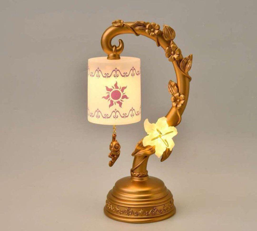 ラプンツェル　LEDライト　パスカル