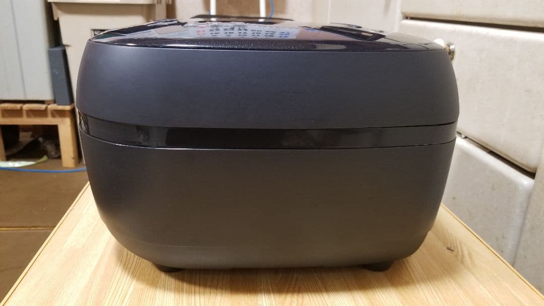 ☆2022年製☆土鍋ご泡火炊き☆タイガー圧力IH炊飯器 ハイグレードモデル