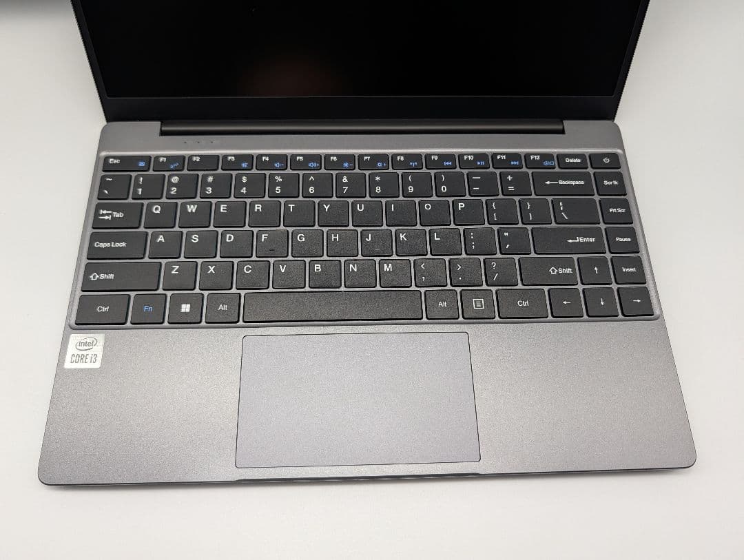 CHUWI CoreBook i3 ノートPC
