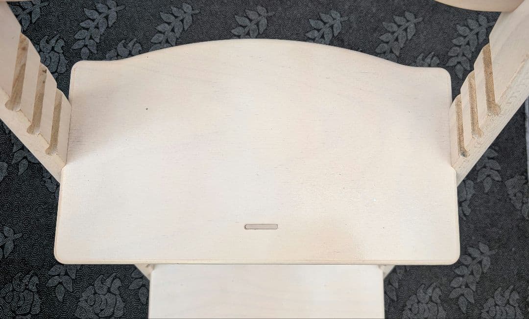 ストッケ　トリップトラップ　アイボリー