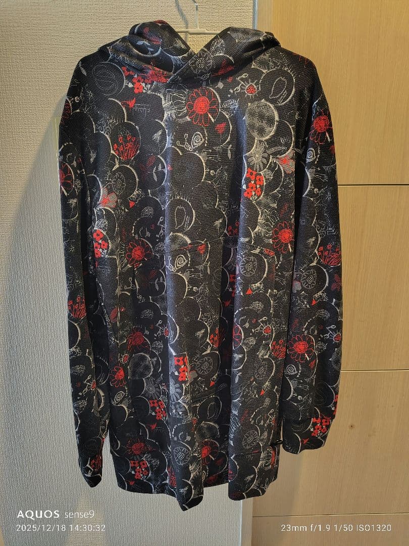 THE ONENESS パーカー & BESTBOUT Tシャツ