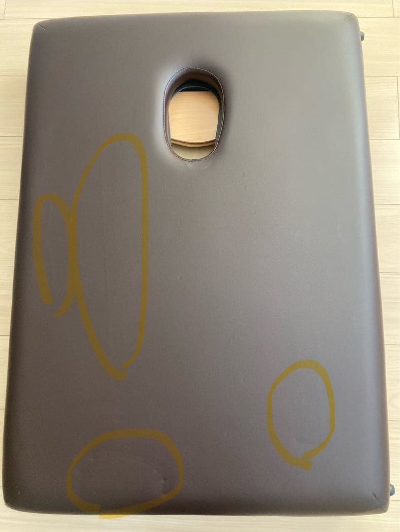 軽量　折りたたみ　マッサージベッド ブラウン　キャリーバッグ付　簡単組立　木製