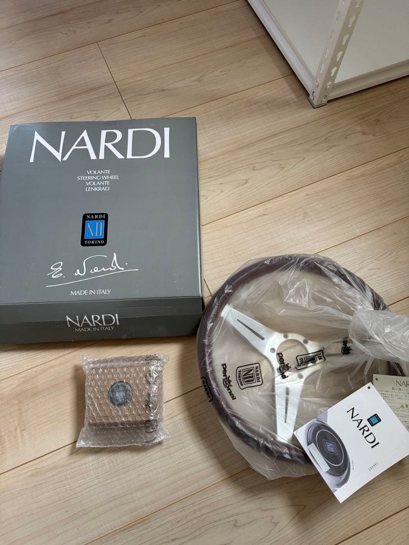 ナルディー クラシック ウッド ディープコーン 35