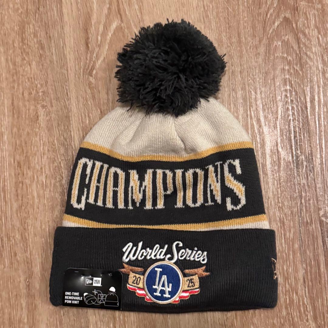 ドジャース　2025 ワールドチャンピオン　ニット帽　キャップ　米国購入　新品