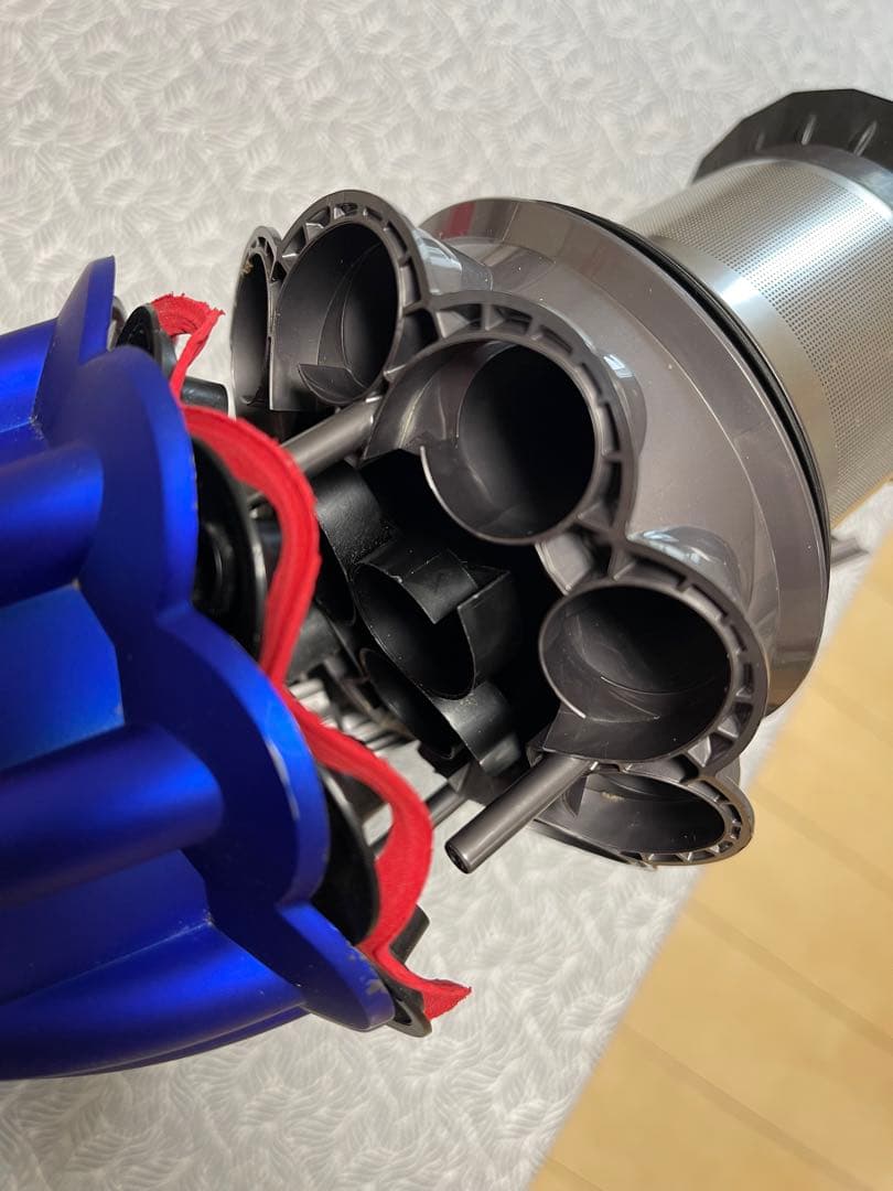 【美品】Dyson V12 SV20 Detect Slim コードレス掃除機