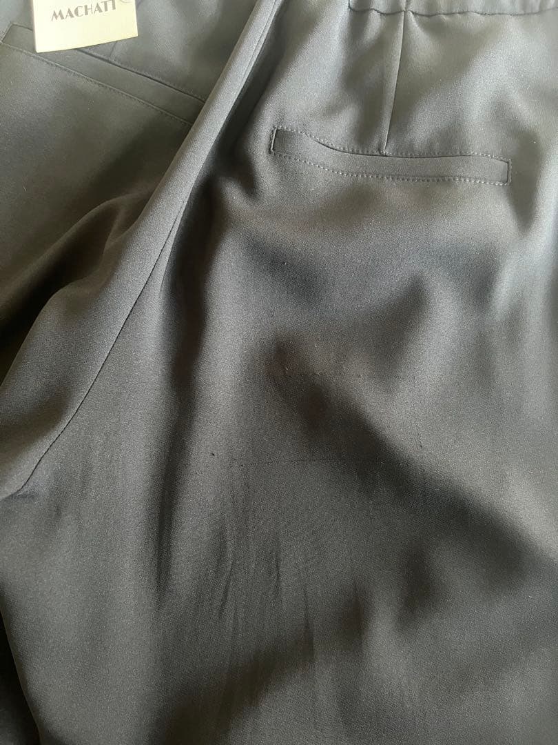 【未使用タグ付き】MACHATT タックワイドパンツ　ブラック36 Sサイズ