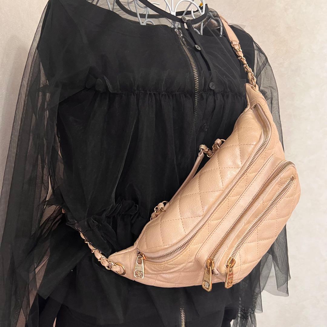 美品【シャネル/CHANEL】ウエストポーチ　ボディバッグ　クロスバッグ