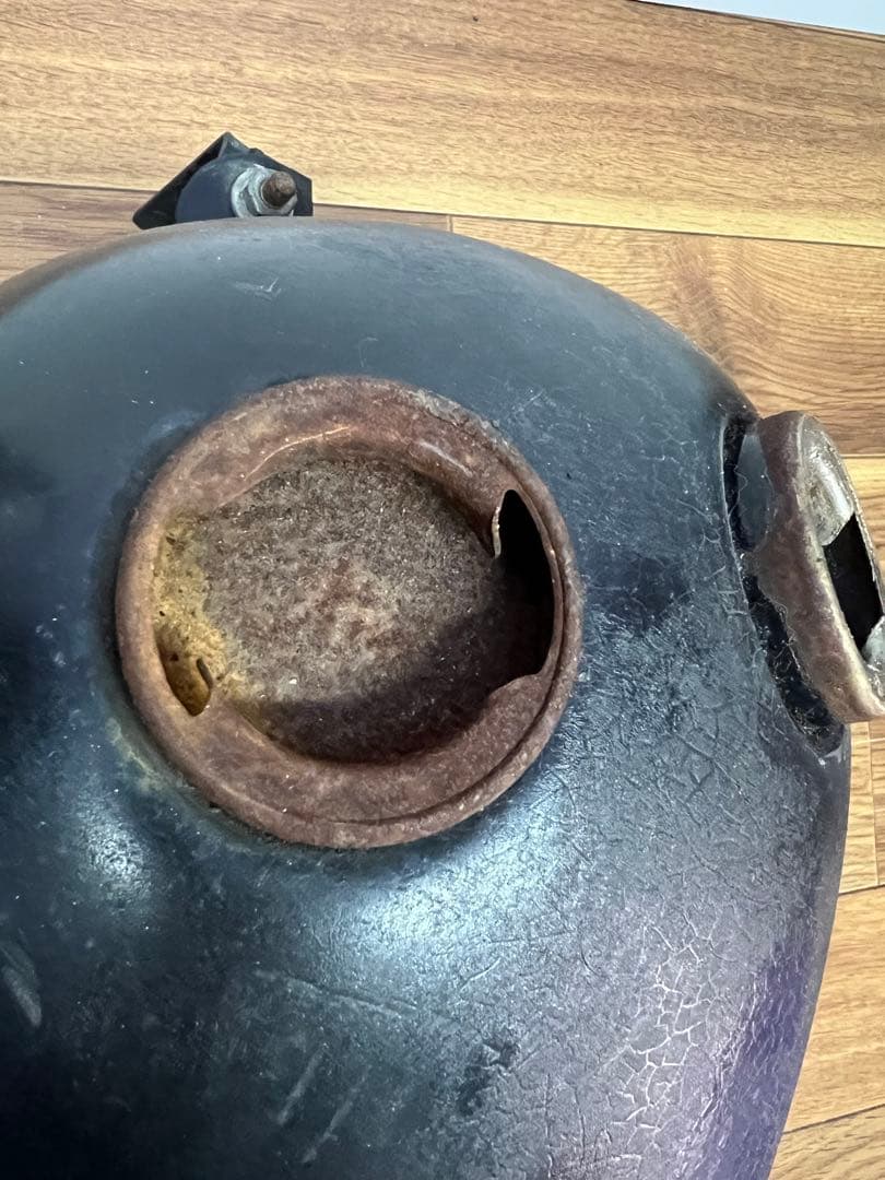 【送料込み】ガソリンタンク⭐︎ハーレーなどに