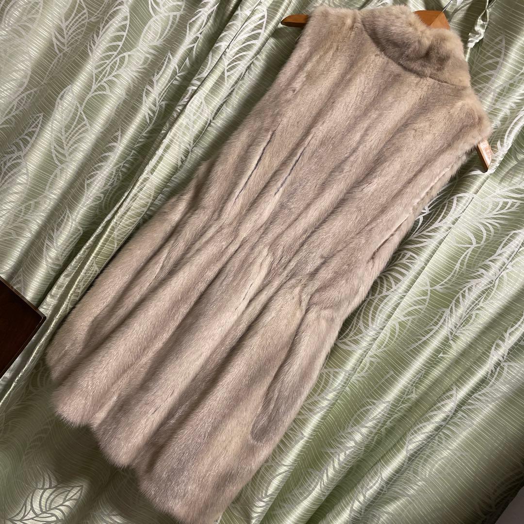 美品・最高級ヴァイオレットミンクファージレミドル・ロング丈 ノーカラー