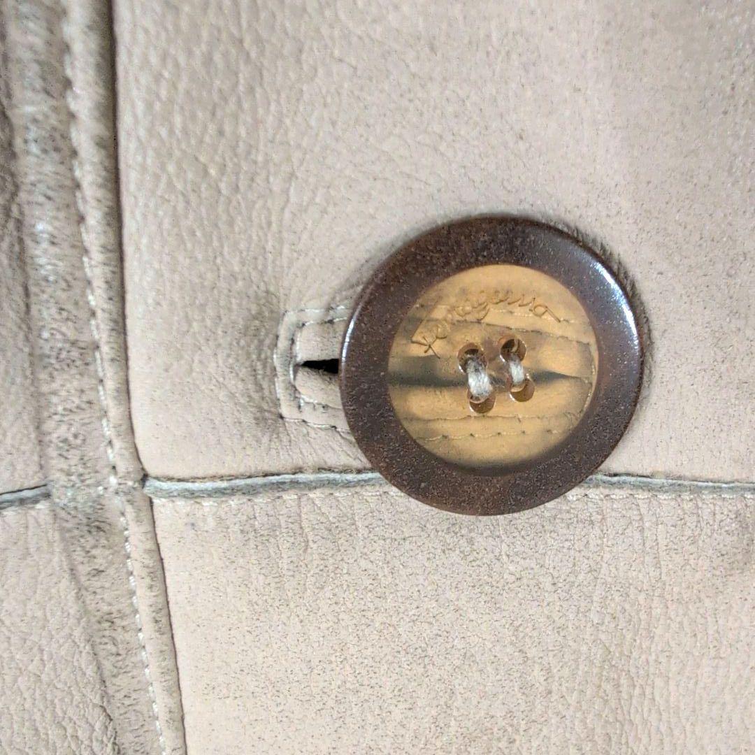 サルヴァトーレフェラガモ　レディース　レザージャケット　ガンチーニ　イタリア製