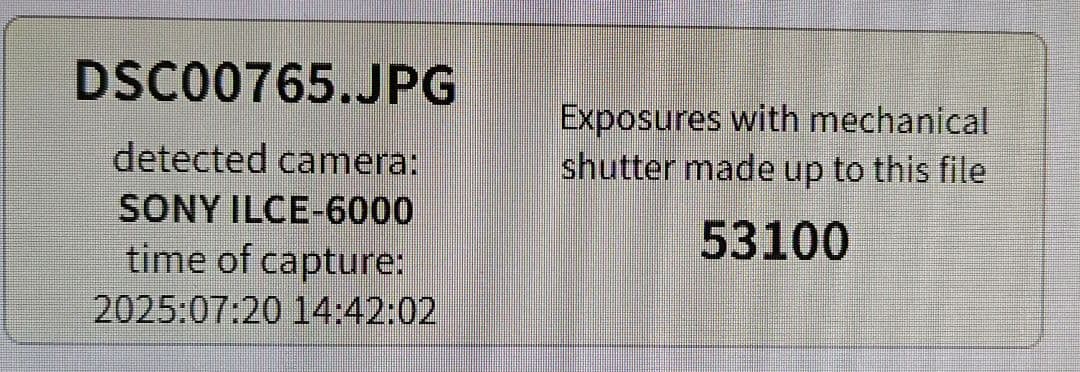 SONY a6000 シルバー ILCE-6000 ダブルズームレンズキット