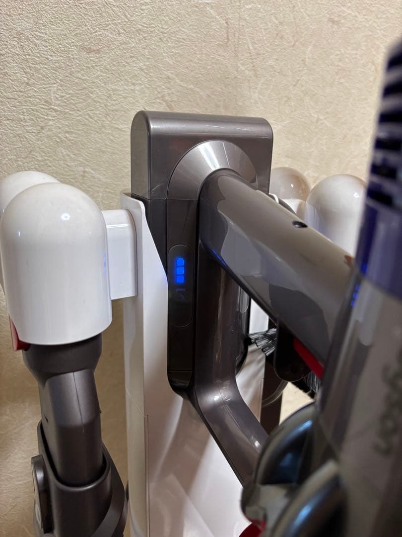 ダイソン V10 sv12 フロアドッグ付　分解洗浄済み