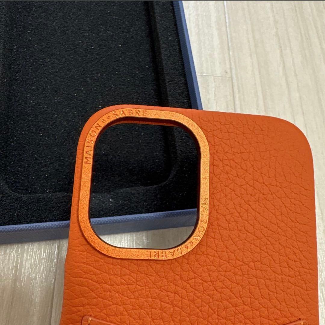 MAISON de SABRE ストラップ付スマホケース iPhone16