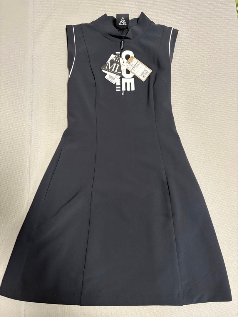 MARK&LONA マークアンドロナ ゴルフ ワンピース ノースリーブ タグ付き