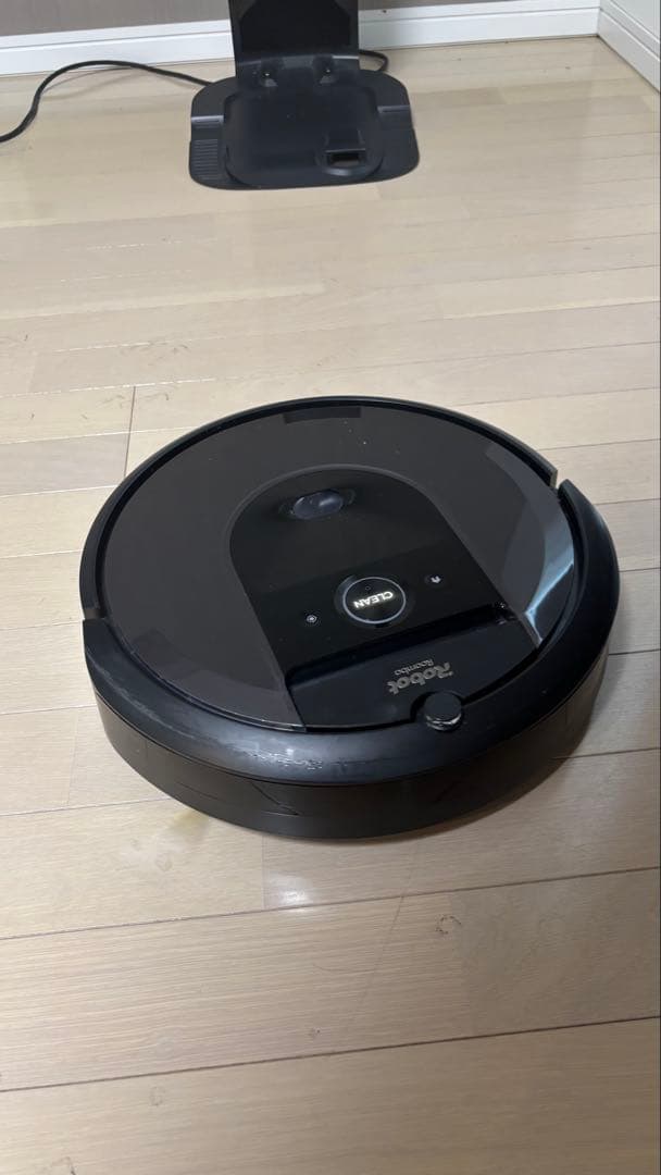 iRobot Roomba i7+ ルンバ 自動ゴミ収集機付き、侵入防止センサー