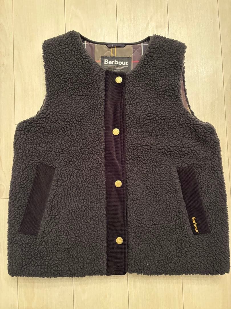 もん様　Barbour DULSIE LINER ボアベスト