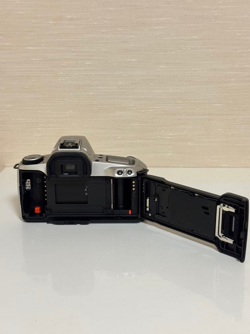 Canon EOS Kiss 一眼レフカメラ フィルムカメラ キャノン カメラ