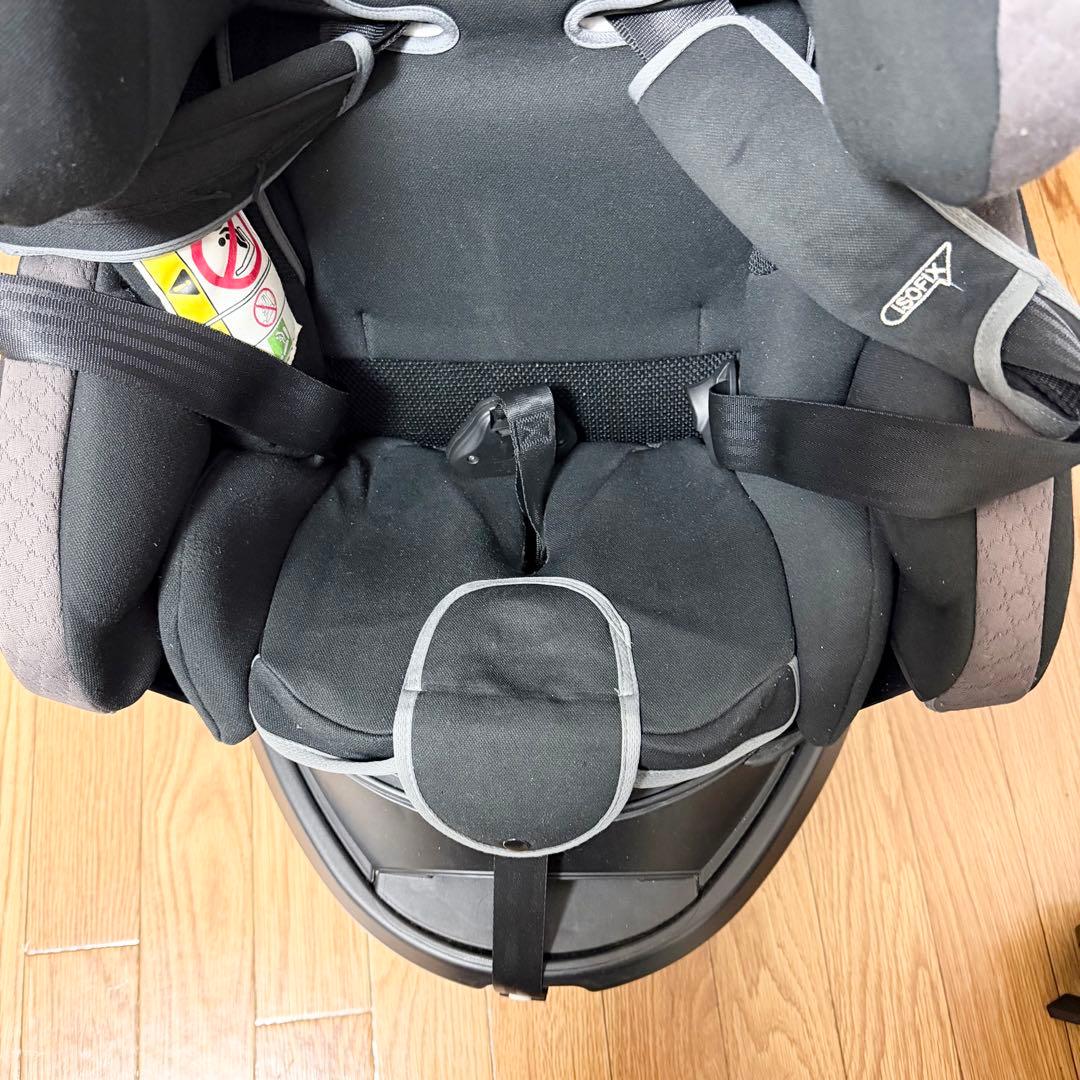 美品 アップリカ フラディア グロウ ISOFIX 360°セーフティーAB