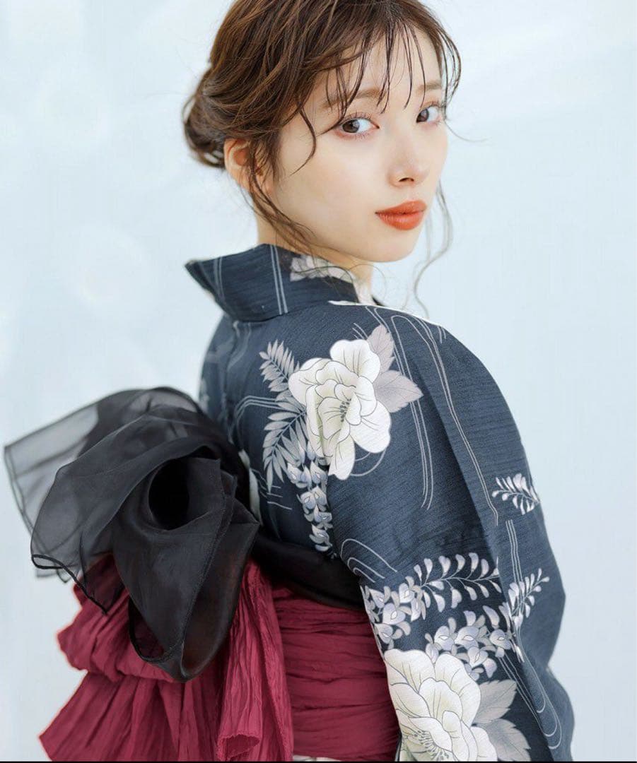 Dita 凪の藤ながれ