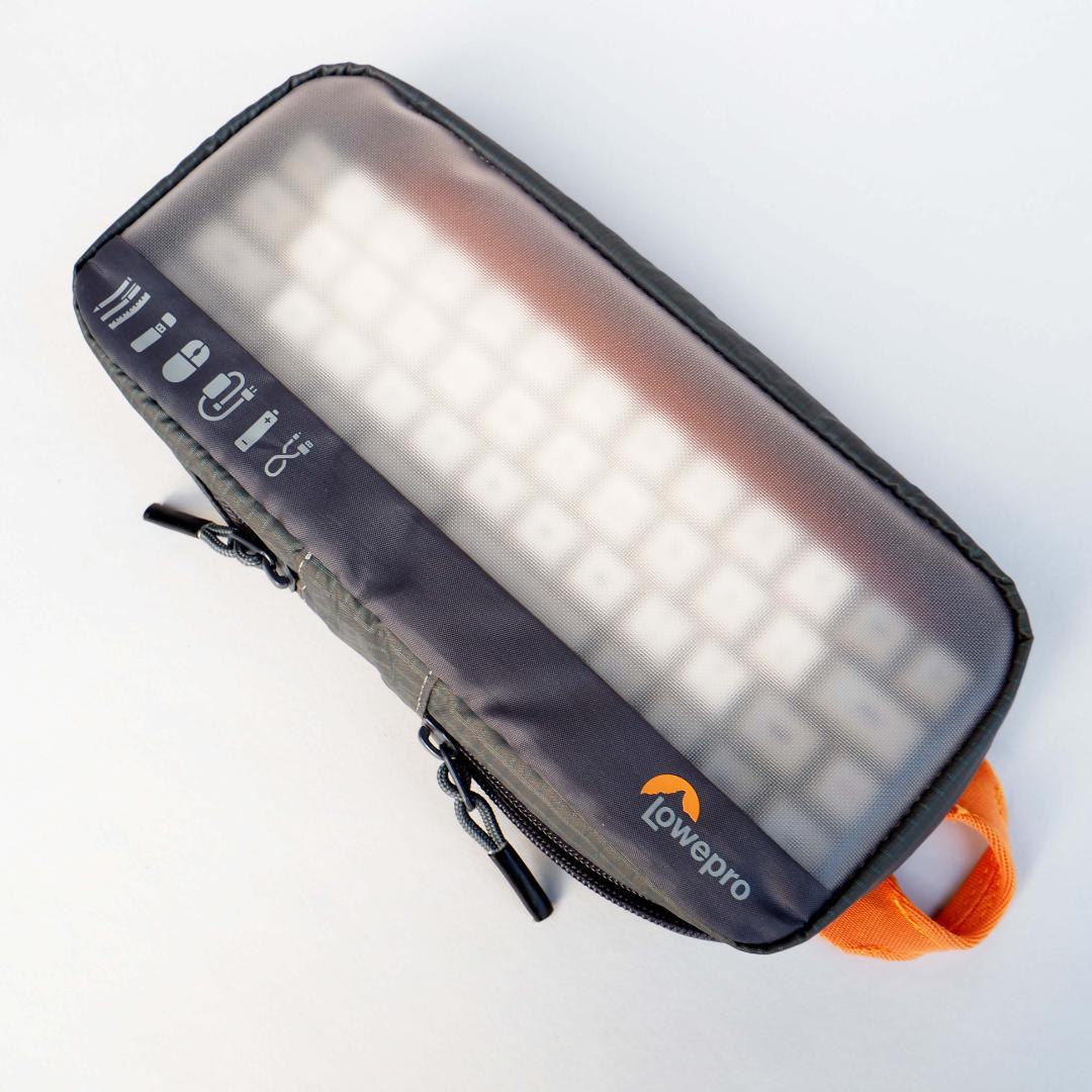 m*9様 【美品】英語配列 40％キーボード vortex core【チェリー赤