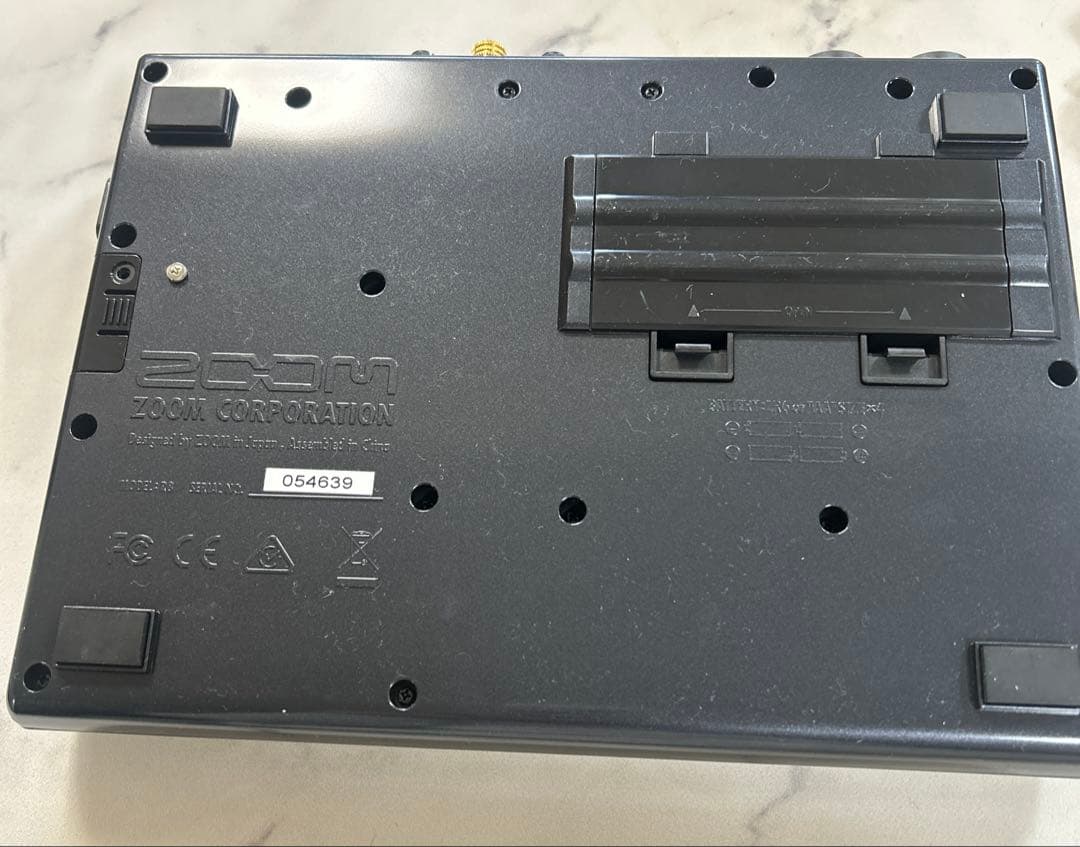 T*S様 ZOOM R8マルチトラックレコーダー