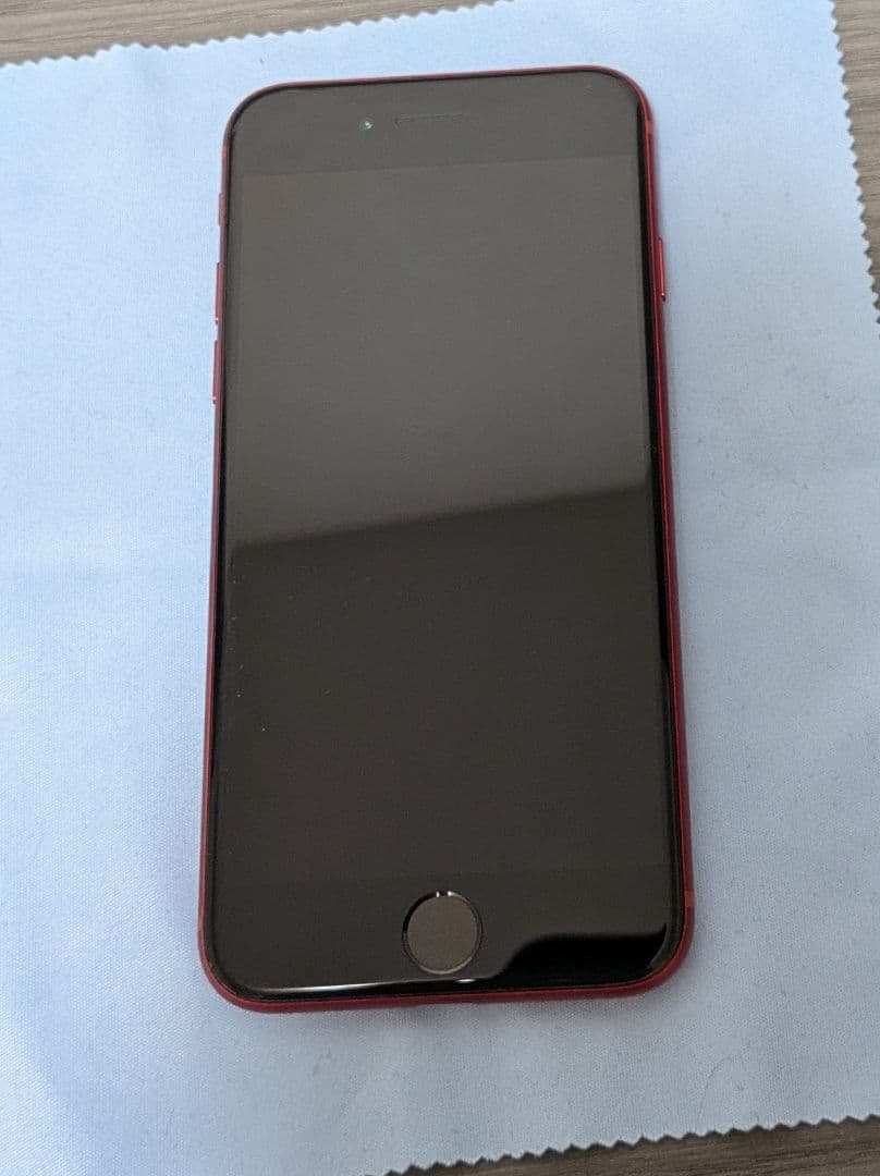 iPhone SE (第3世代) RED　本体のみ