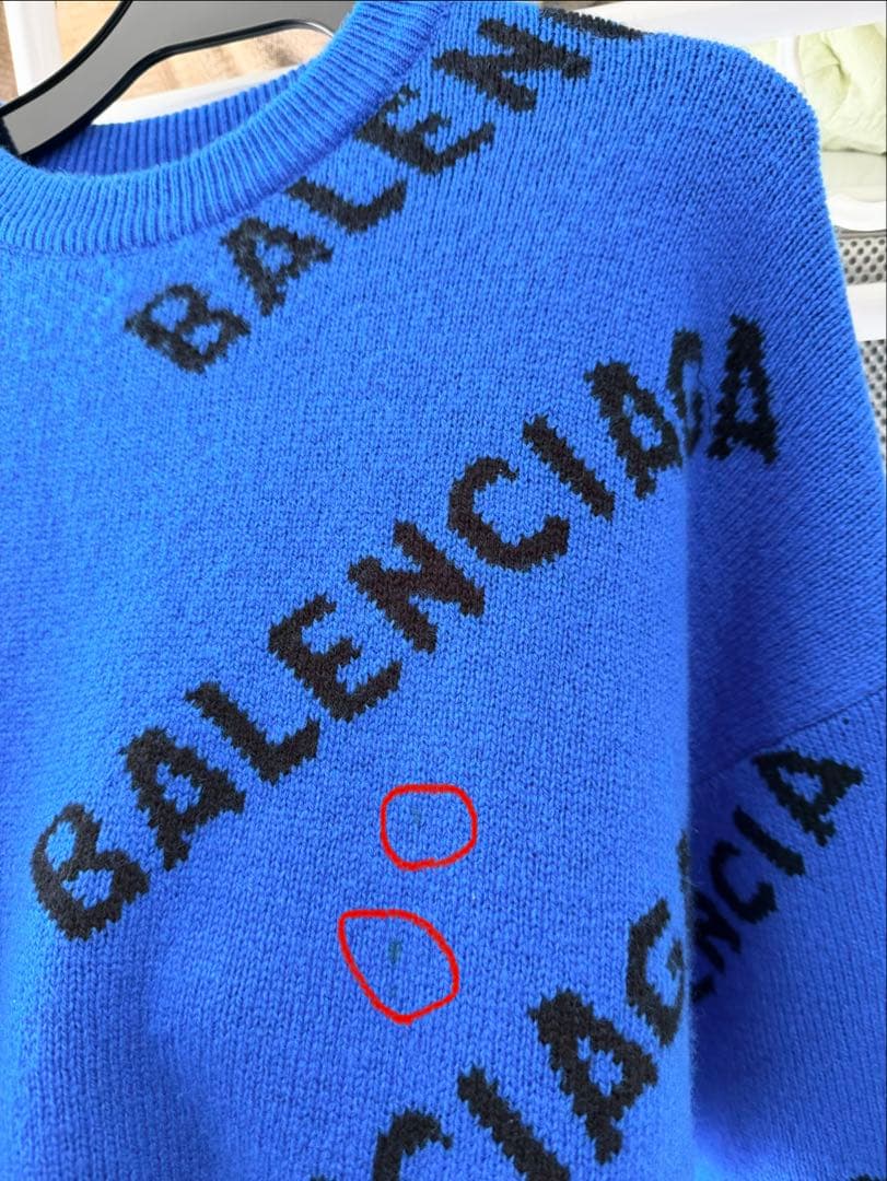 BALENCIAGA ロゴ入りオーバーサイズニット