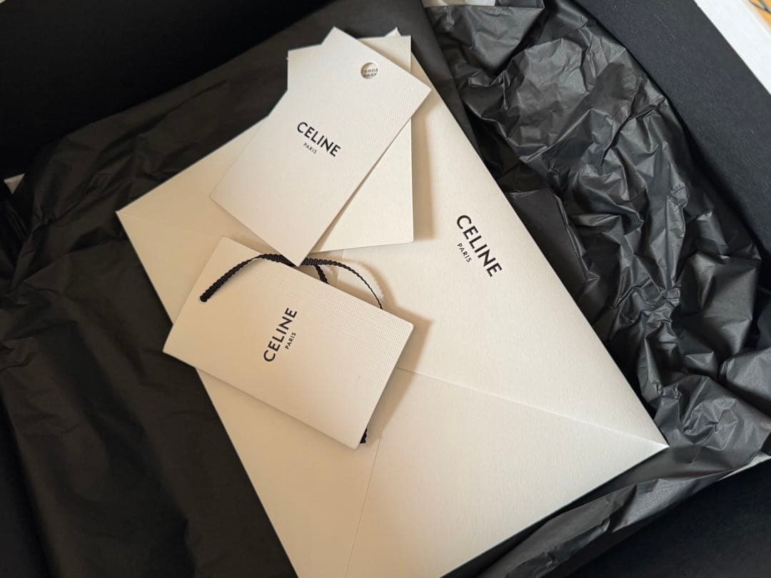 CELINE トリオンフ バケットハット ラフィア