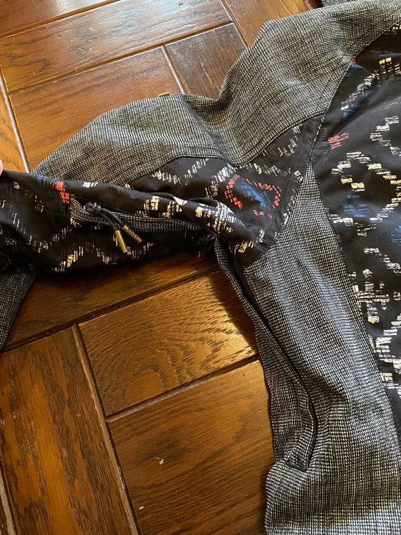 【未使用・タグなし】ロキシー　スキーウェア　ジャケットのみ