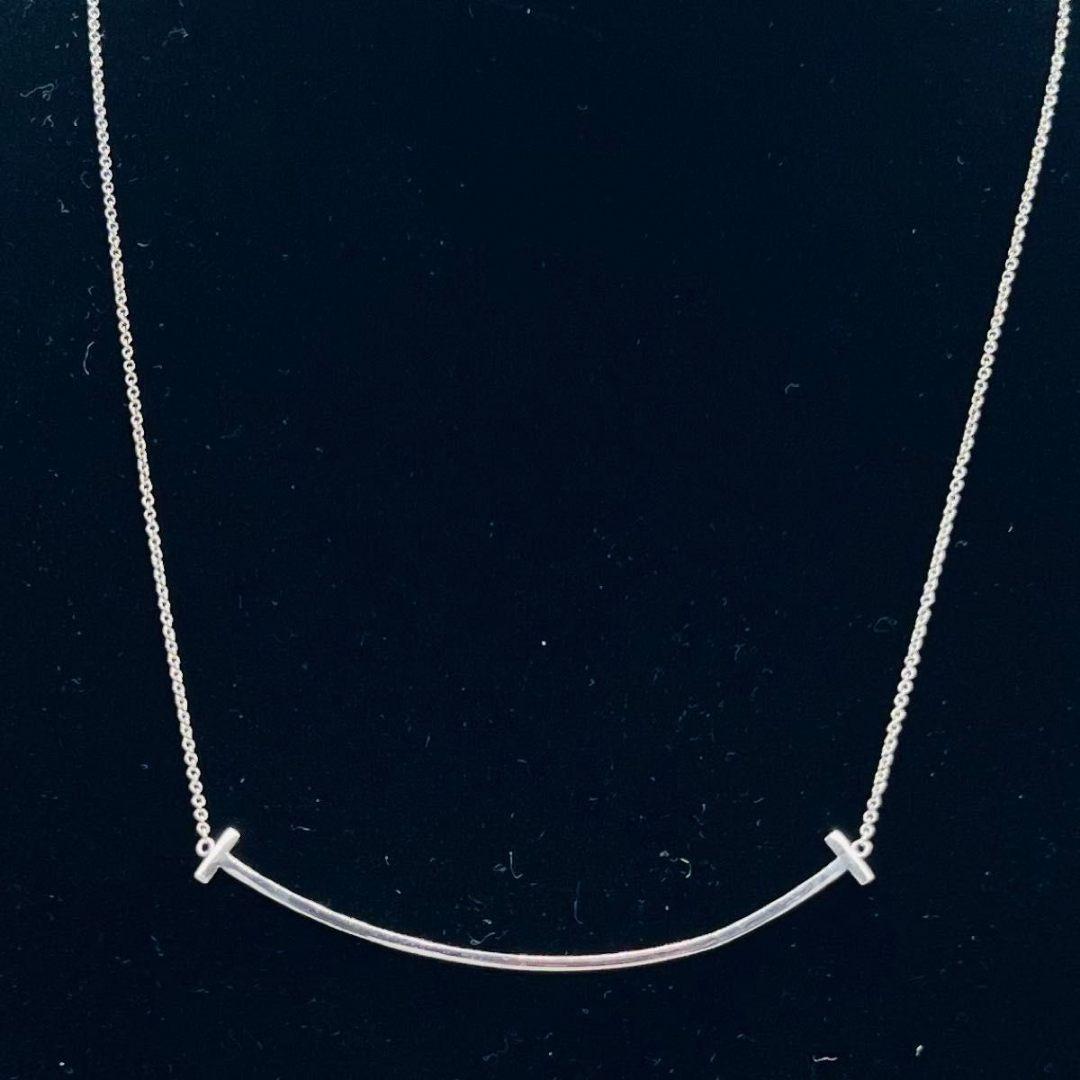 ティファニー 新品磨き　Tスマイル ラージ　シルバー　ネックレス　ゴールド WG